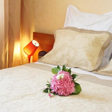 Agentia H Accommodation Букурещ Стая снимка