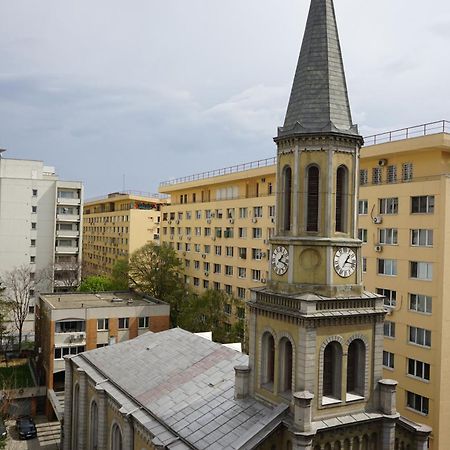 Agentia H Accommodation Букурещ Екстериор снимка
