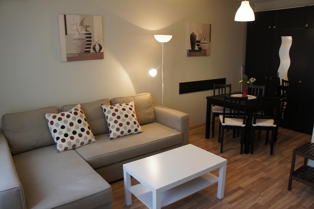 Agentia H Accommodation Букурещ Стая снимка