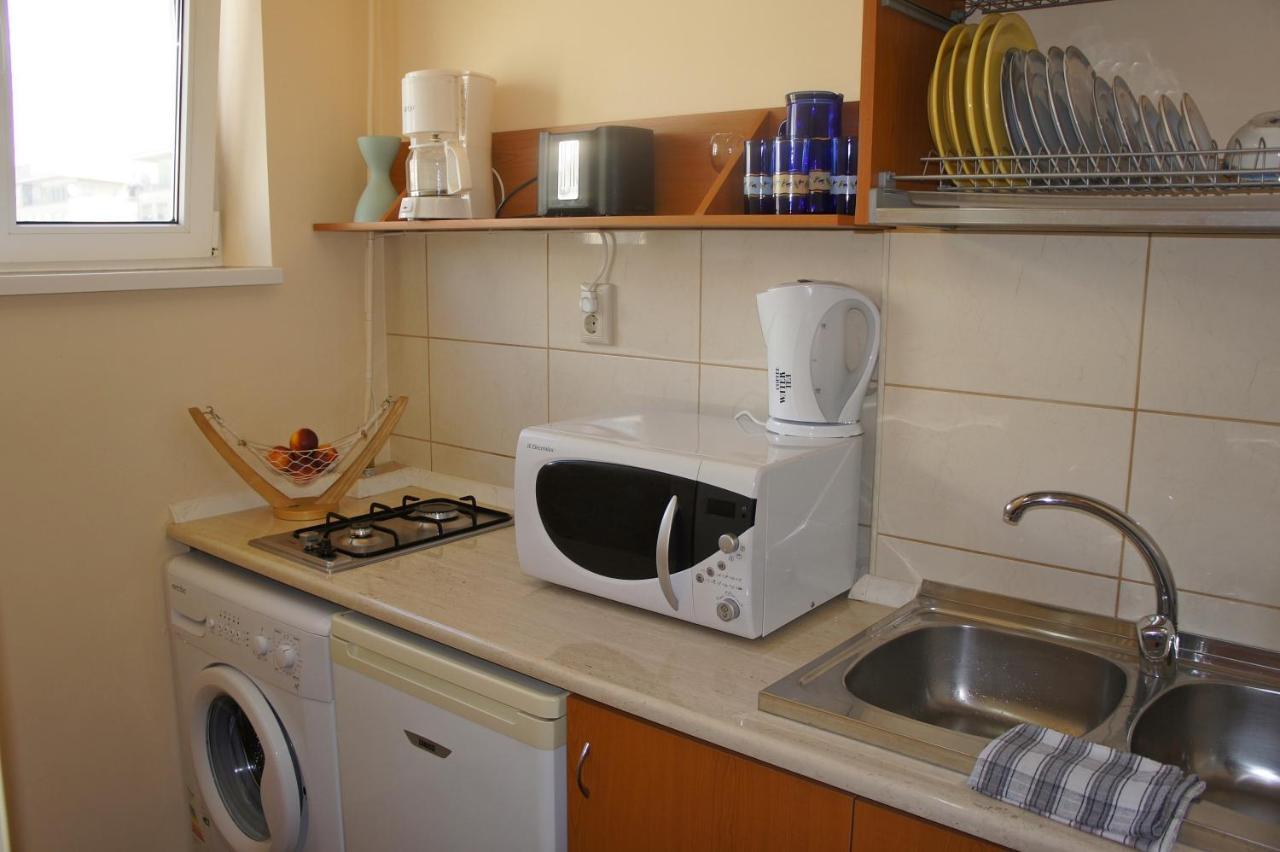 Agentia H Accommodation Букурещ Екстериор снимка