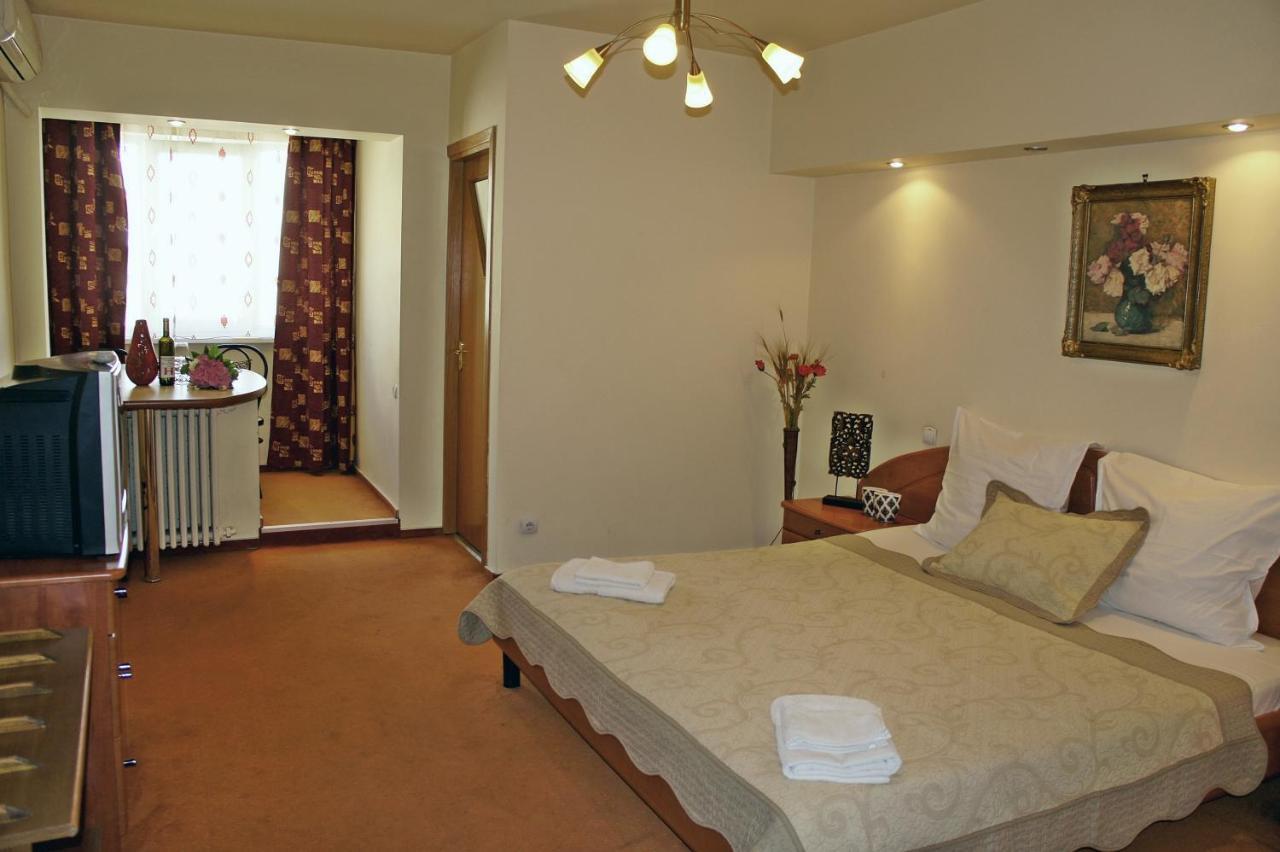 Agentia H Accommodation Букурещ Екстериор снимка